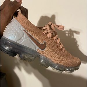Nike Air VaporMax Flynit 2 ‘Rose Gold’